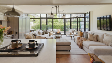 Philadelphia Airbnb Amenity Photos Shaping Fall 2026 Click-Through Rates