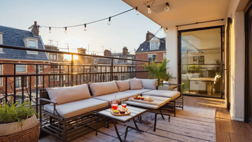 Philadelphia Airbnb Balcony Photos Guests Click on for Summer City Stays
