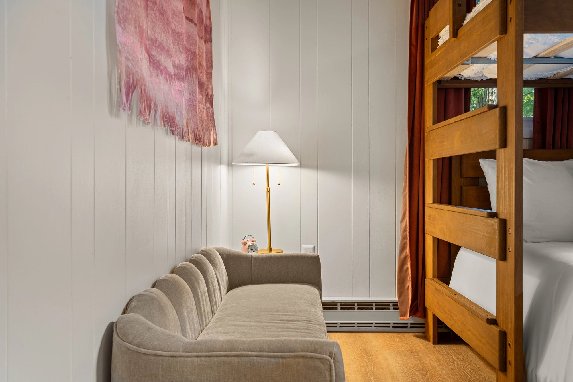 Airbnb Photography: Exclusive Cabin Retreat in Tobyhanna, PA