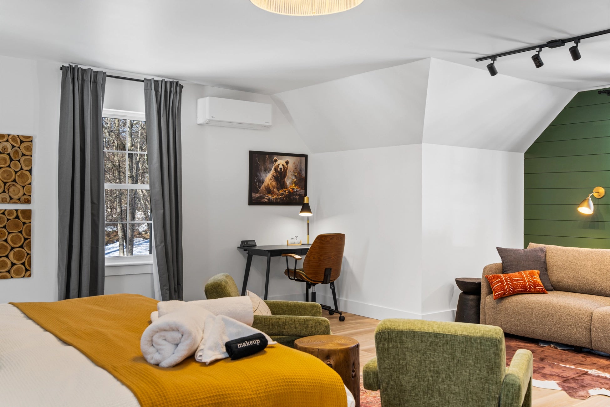 Airbnb Photography Project in Long Pond PA | Alpine Serenity Lodge