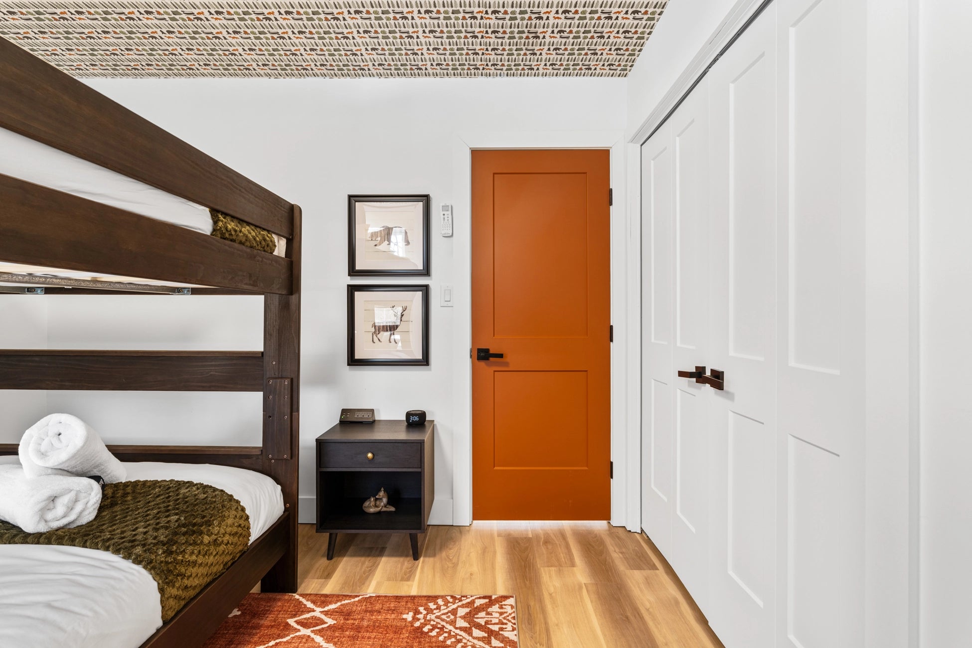 Airbnb Photography Project in Long Pond PA | Alpine Serenity Lodge