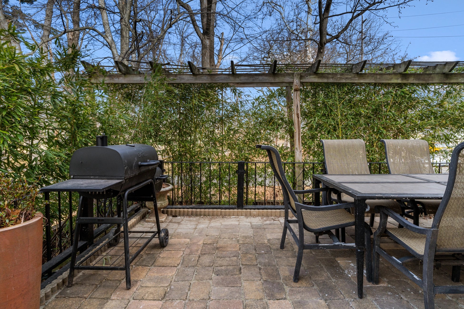 Airbnb Photography: Renovated STR Property in Teaneck, New Jersey