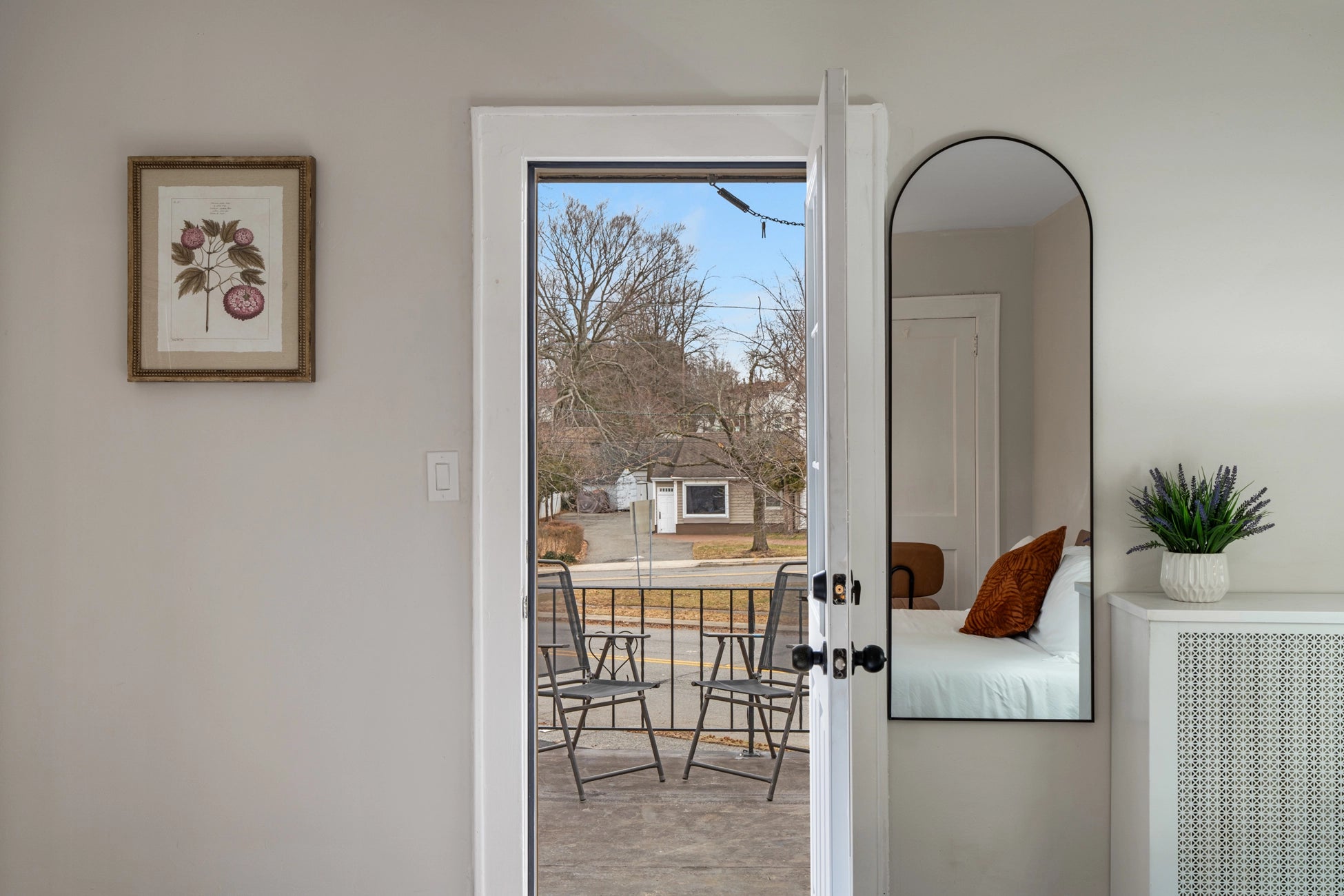 Airbnb Photography: Renovated STR Property in Teaneck, New Jersey
