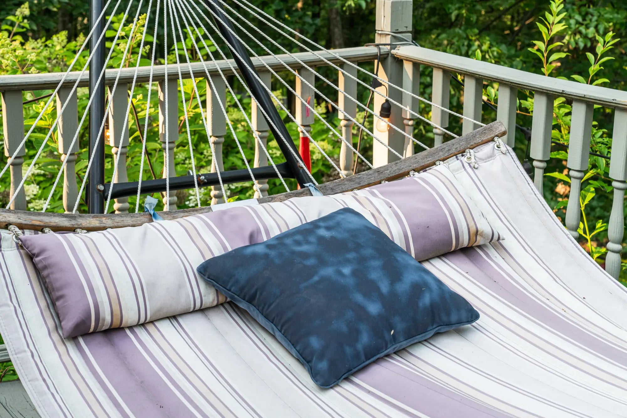 Airbnb Photography: Modern Rustic Retreat in Bushkill, PA