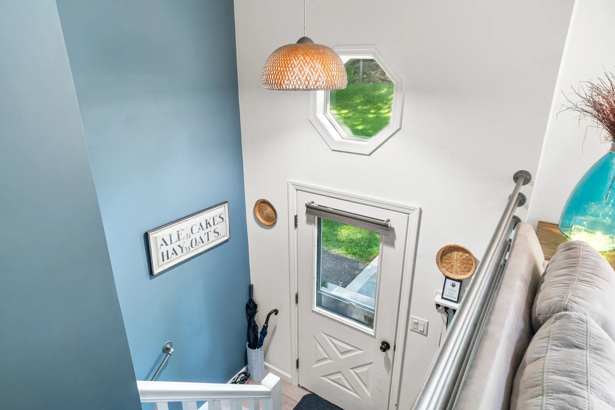 Airbnb Photography: Modern Rustic Retreat in Bushkill, PA