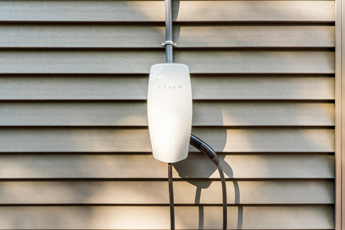 Airbnb Photography in East Stroudsburg, PA | Wooded Poolside Retreat