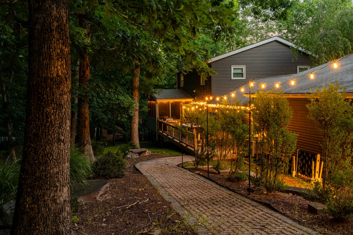 Airbnb Photography in East Stroudsburg, PA | Wooded Poolside Retreat