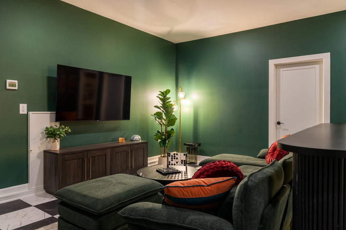Airbnb Photography in East Stroudsburg, PA | Wooded Poolside Retreat