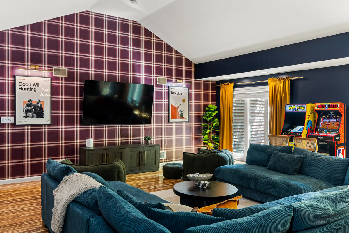 Airbnb Photography in East Stroudsburg, PA | Wooded Poolside Retreat