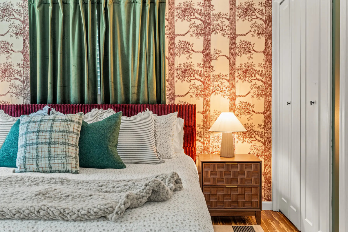 Airbnb Photography in East Stroudsburg, PA | Wooded Poolside Retreat