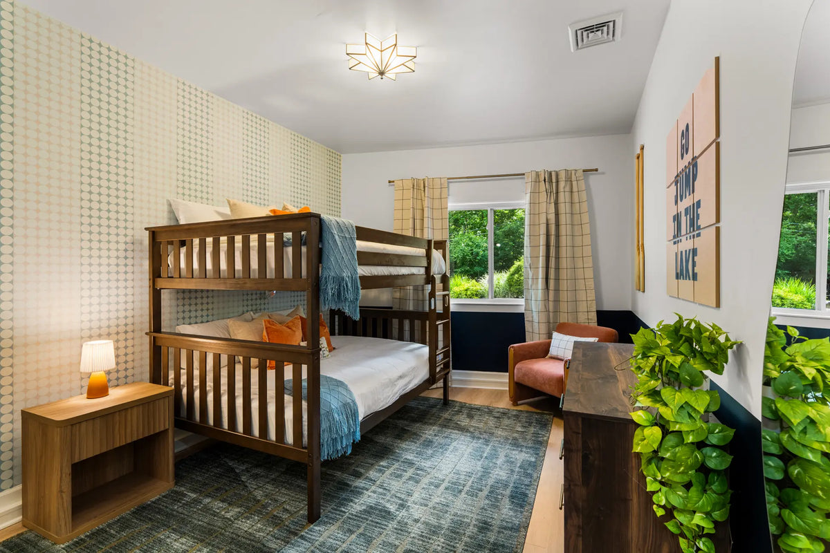 Airbnb Photography in East Stroudsburg, PA | Wooded Poolside Retreat