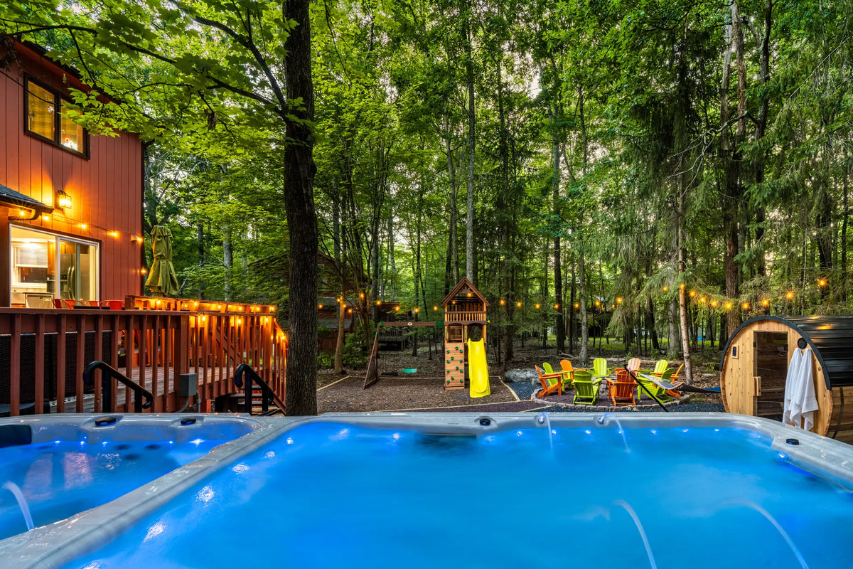 Airbnb Photography in East Stroudsburg, PA | Wooded Twilight Retreat