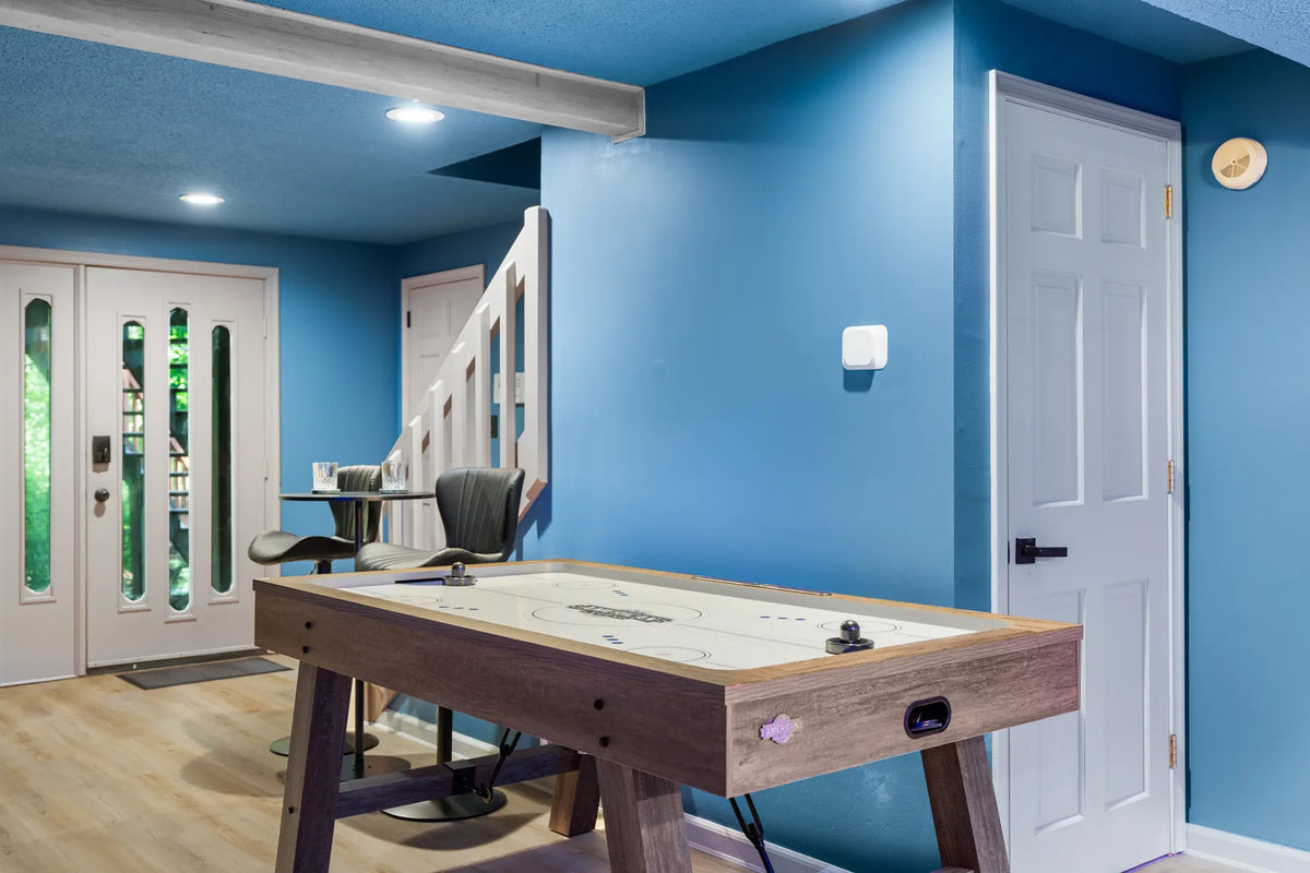 Airbnb Photography in East Stroudsburg, PA | Wooded Twilight Retreat
