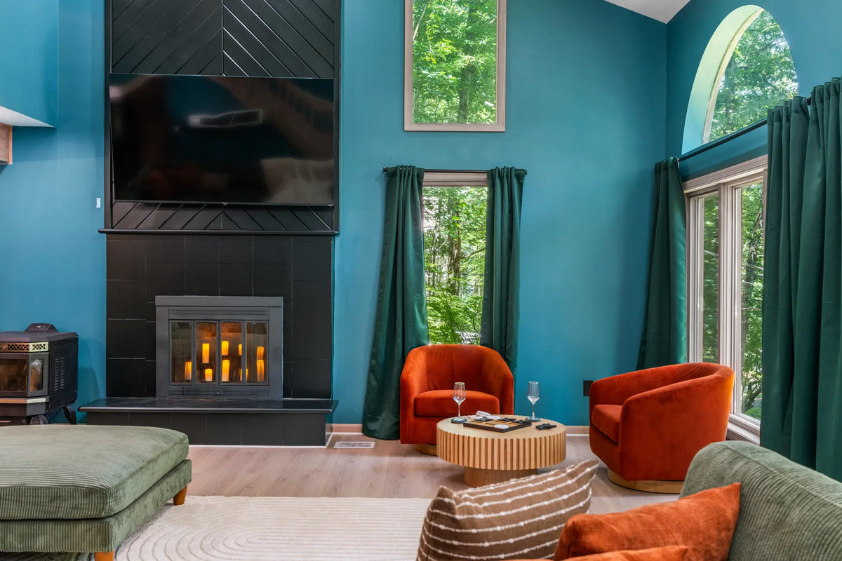 Airbnb Photography in East Stroudsburg, PA | Wooded Twilight Retreat