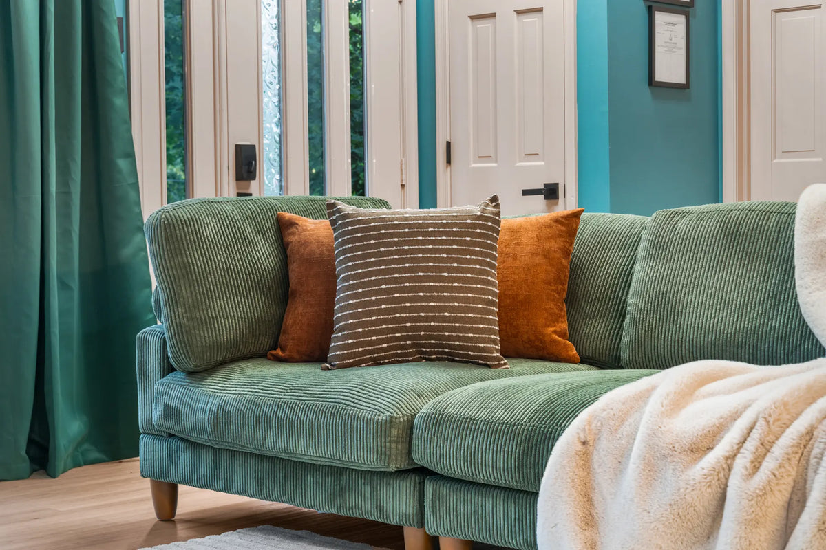Airbnb Photography in East Stroudsburg, PA | Wooded Twilight Retreat