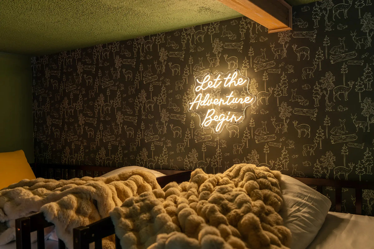 Airbnb Photography in East Stroudsburg, PA | Wooded Twilight Retreat