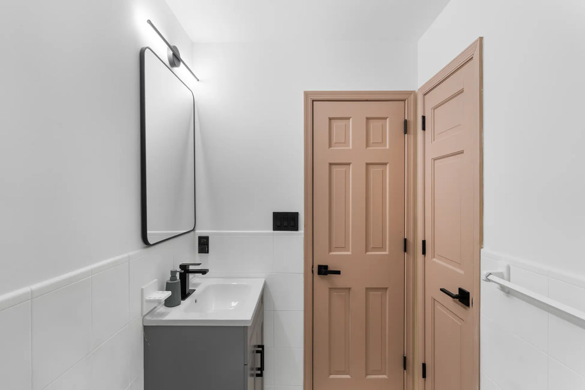 Airbnb Photography in East Stroudsburg, PA | Wooded Twilight Retreat