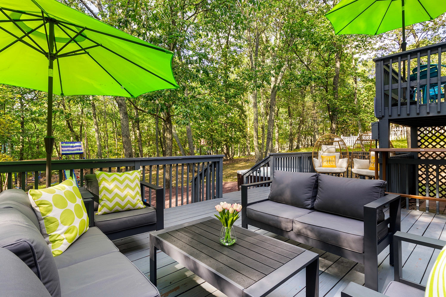 Airbnb Photography: Charming Retreat at Penn Estates, East Stroudsburg