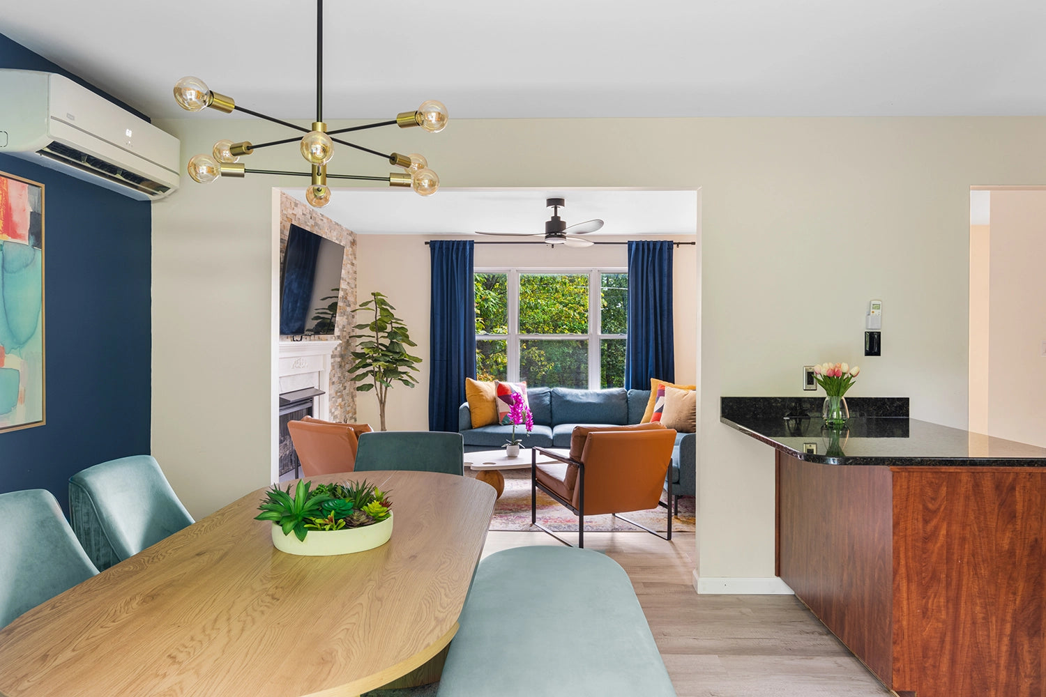 Airbnb Photography: Charming Retreat at Penn Estates, East Stroudsburg