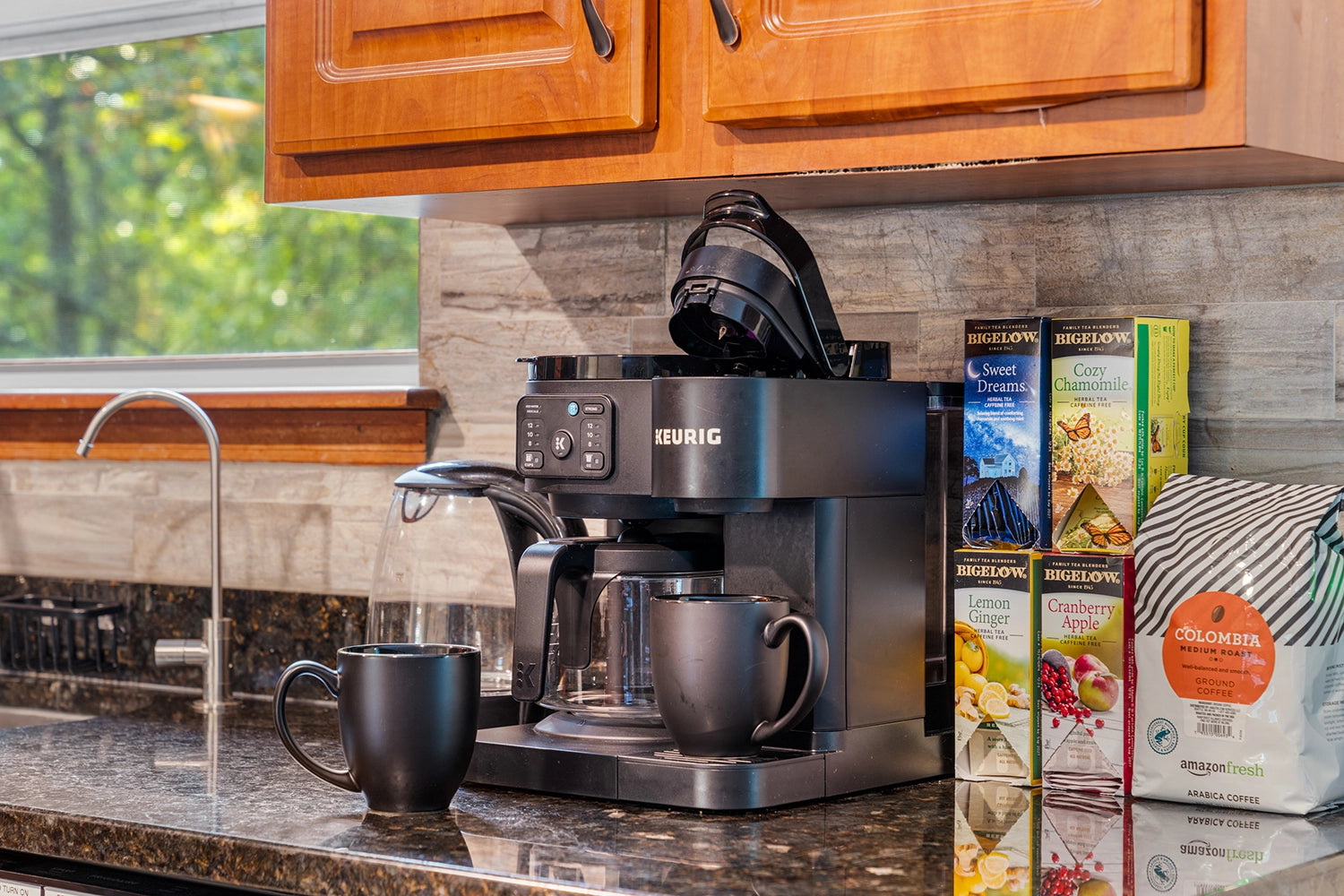 Airbnb Photography: Charming Retreat at Penn Estates, East Stroudsburg