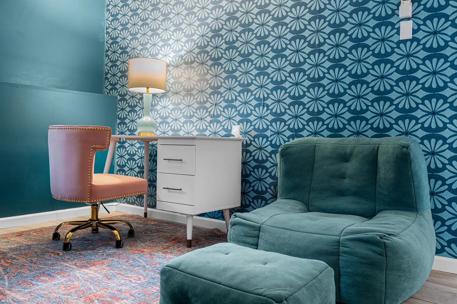 Airbnb Photography: Charming Retreat at Penn Estates, East Stroudsburg