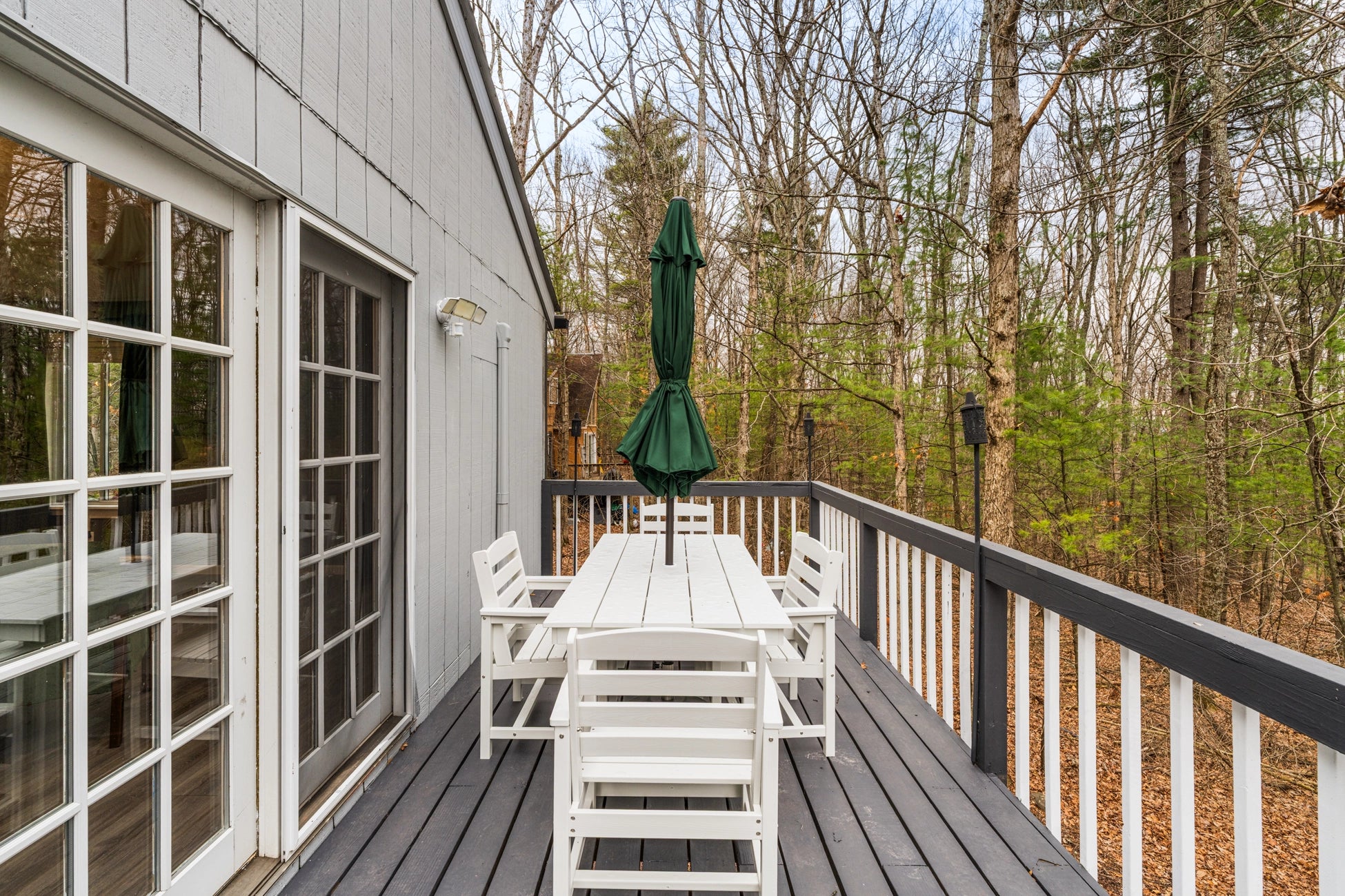 Airbnb Photography East Stroudsburg PA | Hyland Drive Lakehouse