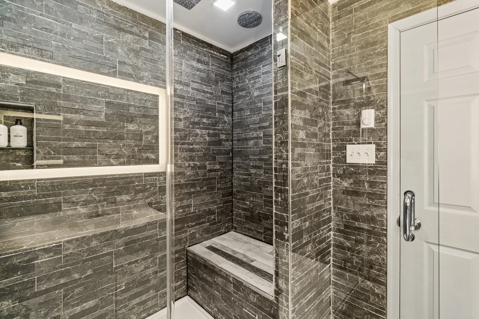 Airbnb Photography East Stroudsburg PA | Hyland Drive Lakehouse