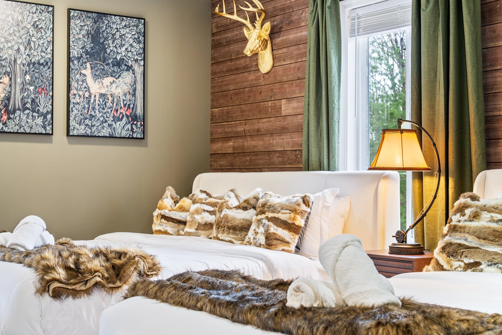 Airbnb Photography East Stroudsburg PA | Hyland Drive Lakehouse