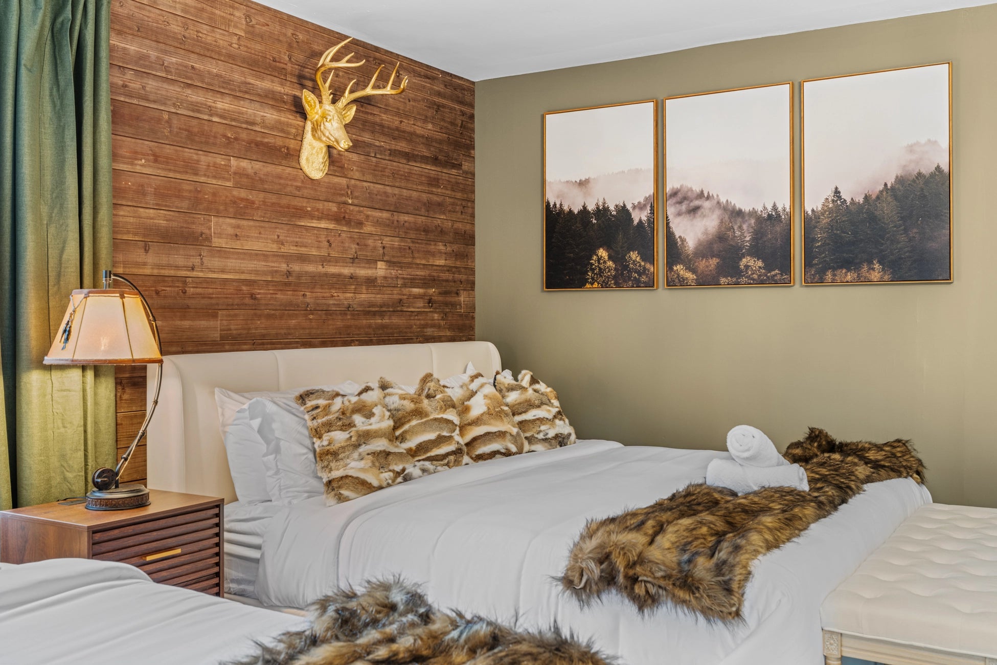 Airbnb Photography East Stroudsburg PA | Hyland Drive Lakehouse