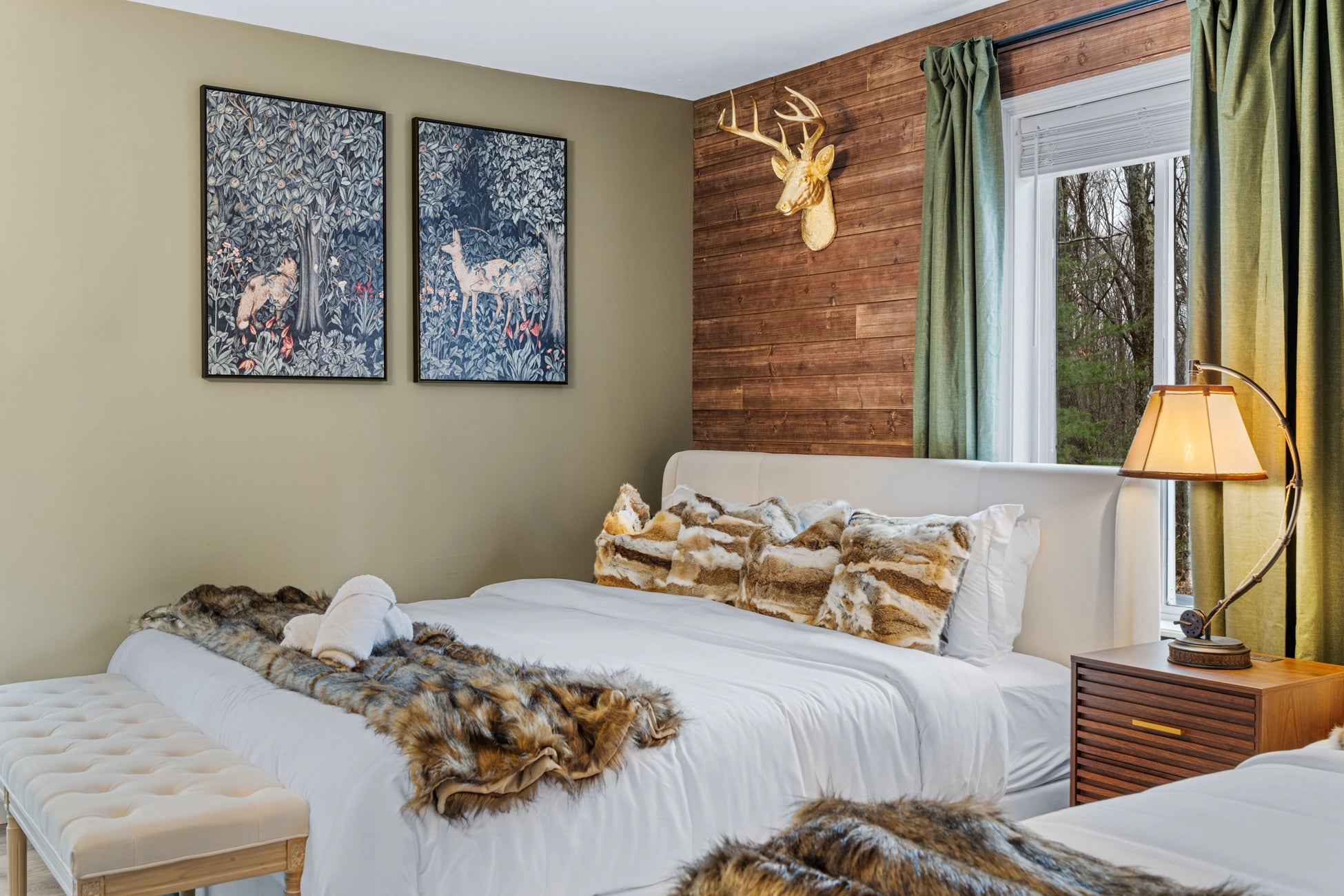 Airbnb Photography East Stroudsburg PA | Hyland Drive Lakehouse