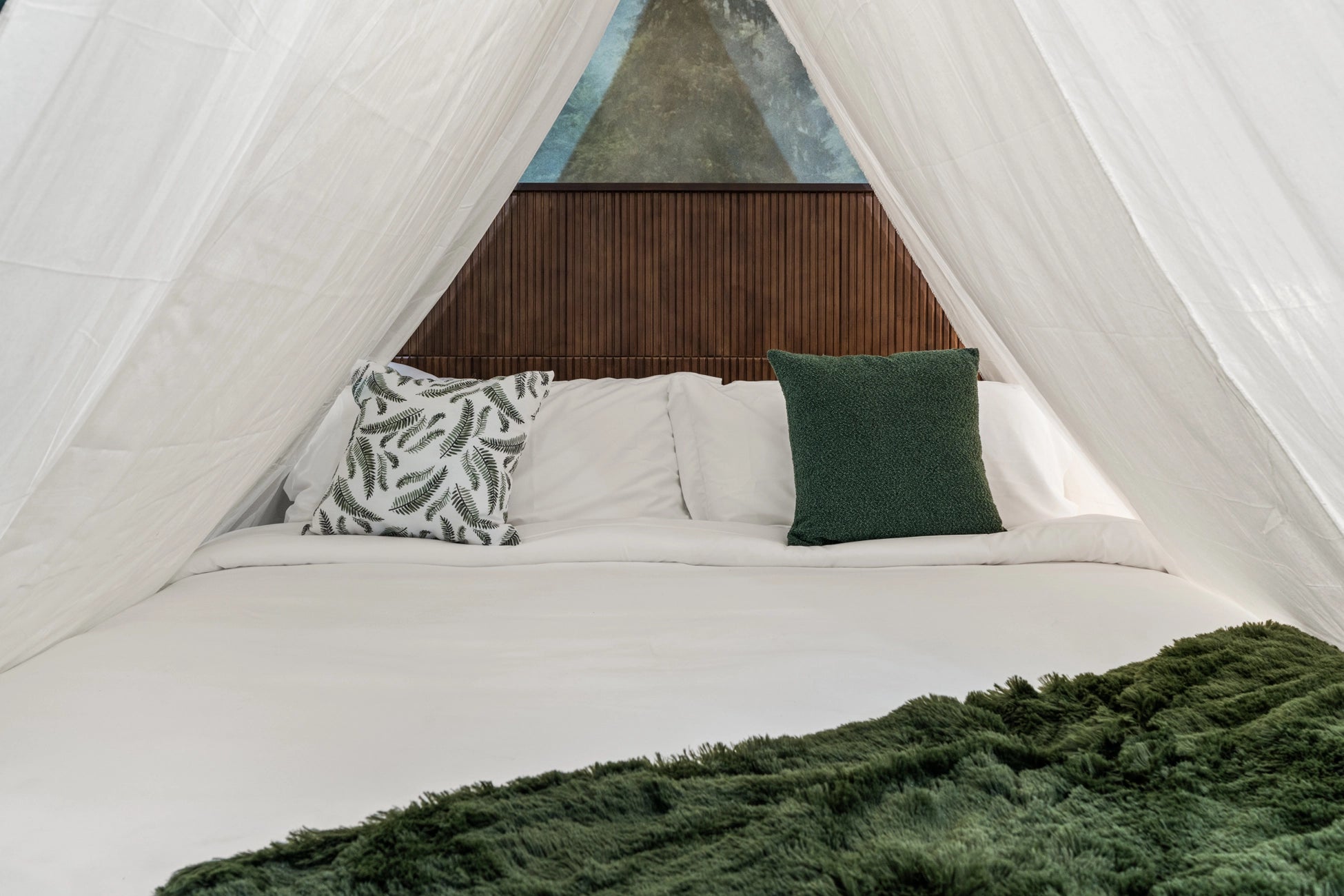 Airbnb Photography East Stroudsburg PA | Hyland Drive Lakehouse