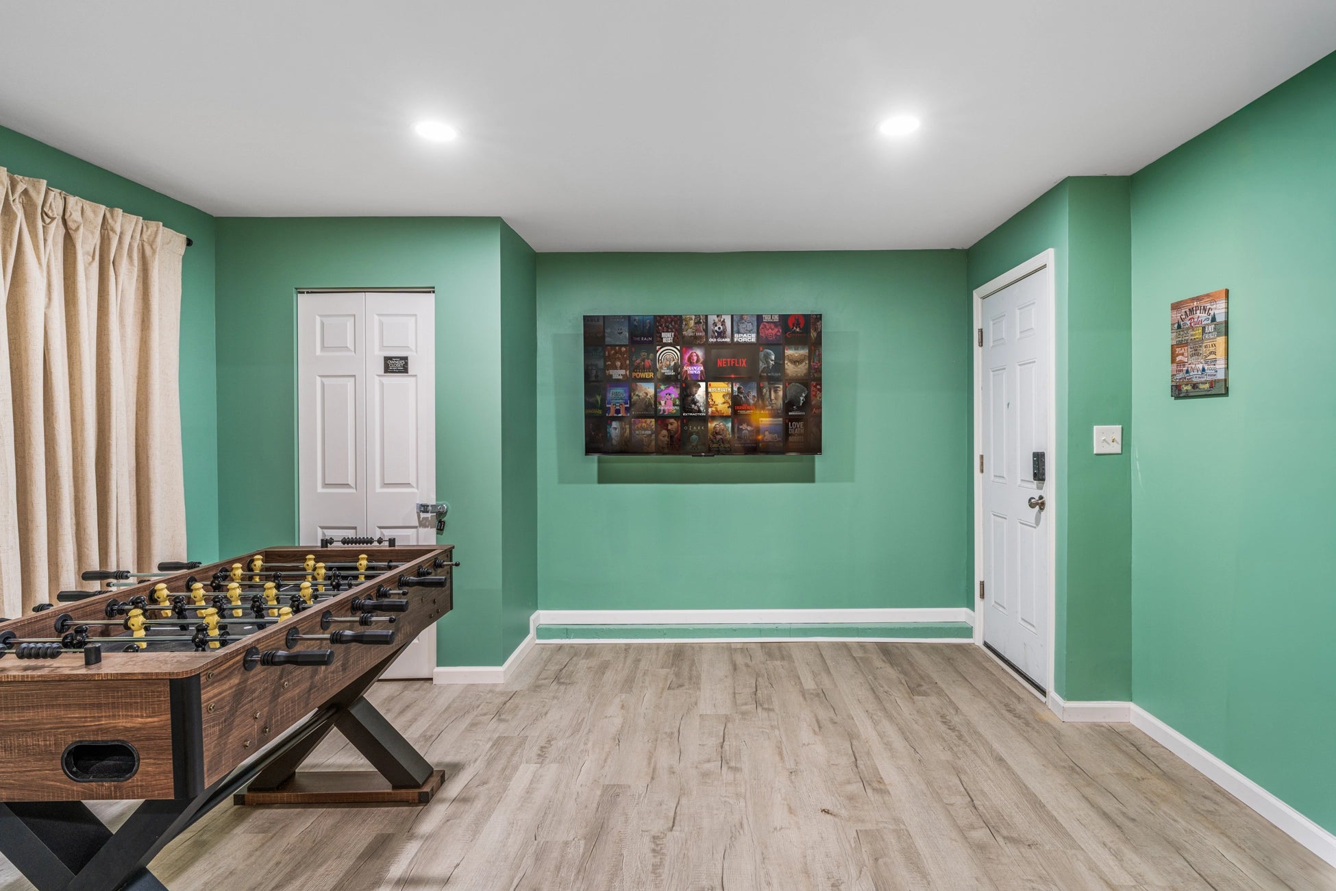 Airbnb Photography East Stroudsburg PA | Hyland Drive Lakehouse