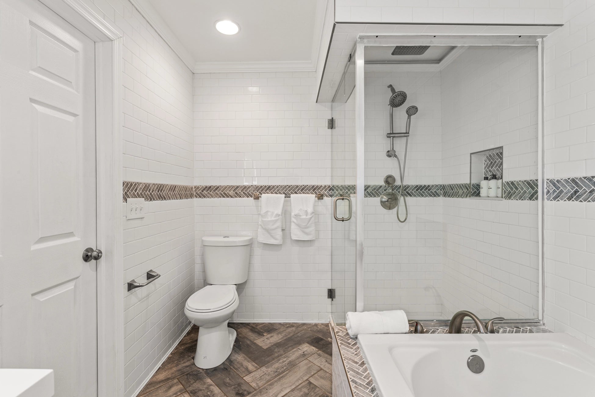 Airbnb Photography East Stroudsburg PA | Hyland Drive Lakehouse