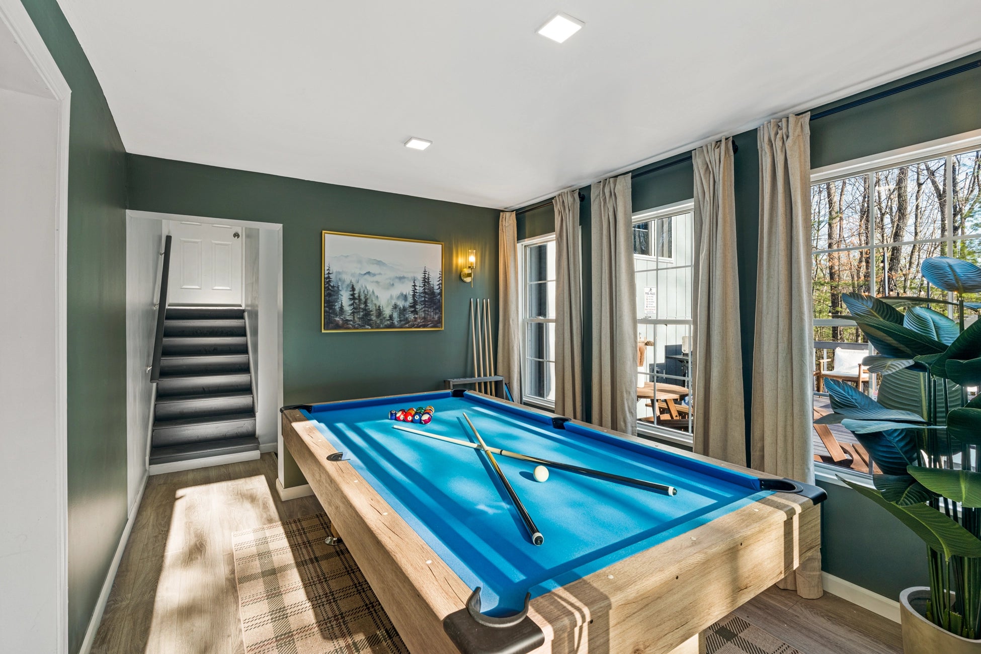 Golden Hour Airbnb Photography East Stroudsburg PA | Hyland Drive Lakehouse