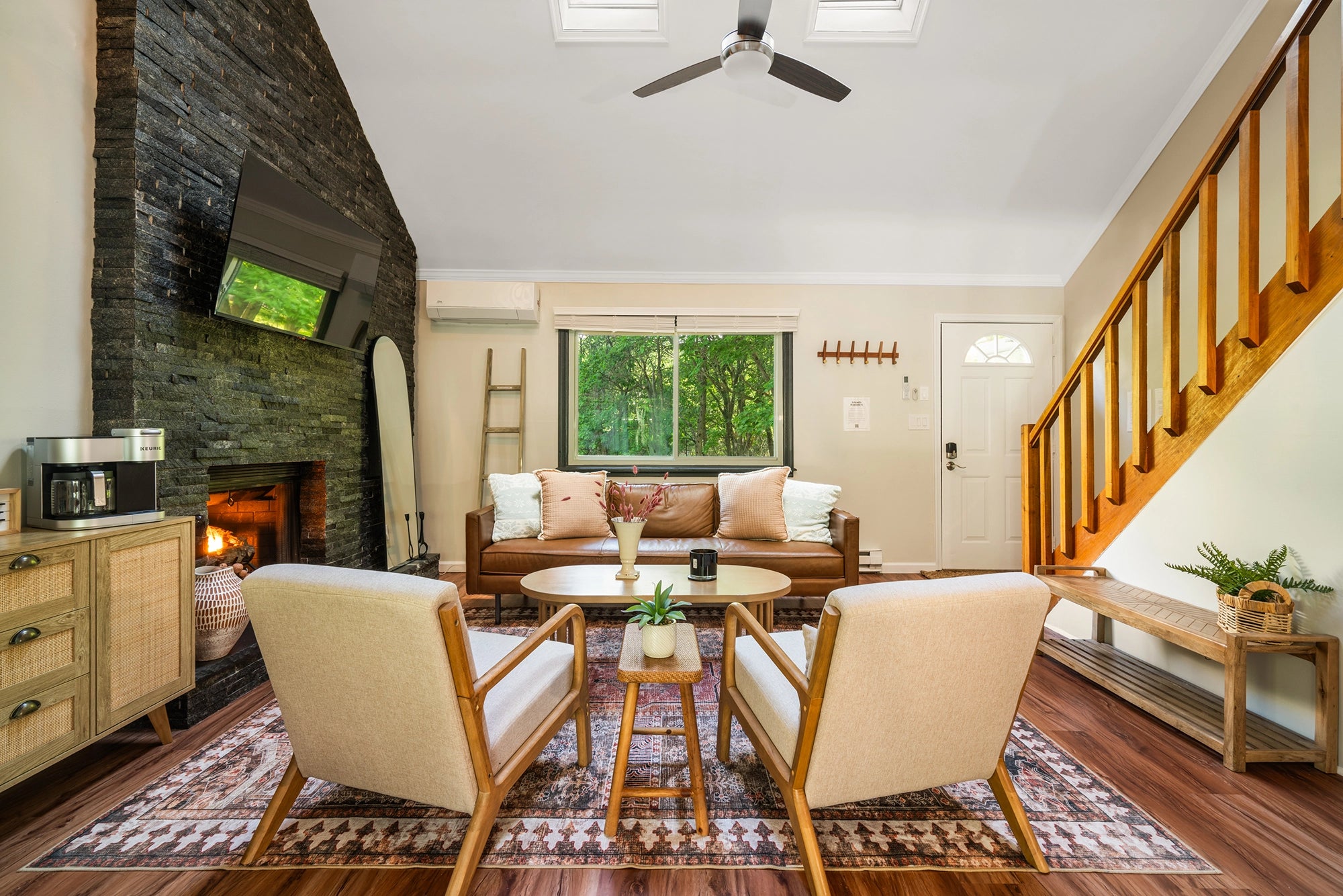 Airbnb Photography: Rustic‑Contemporary Pocono Retreat, PA