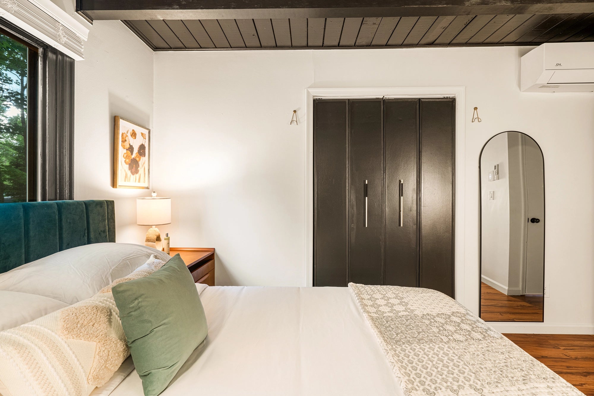 Airbnb Photography: Rustic‑Contemporary Pocono Retreat, PA