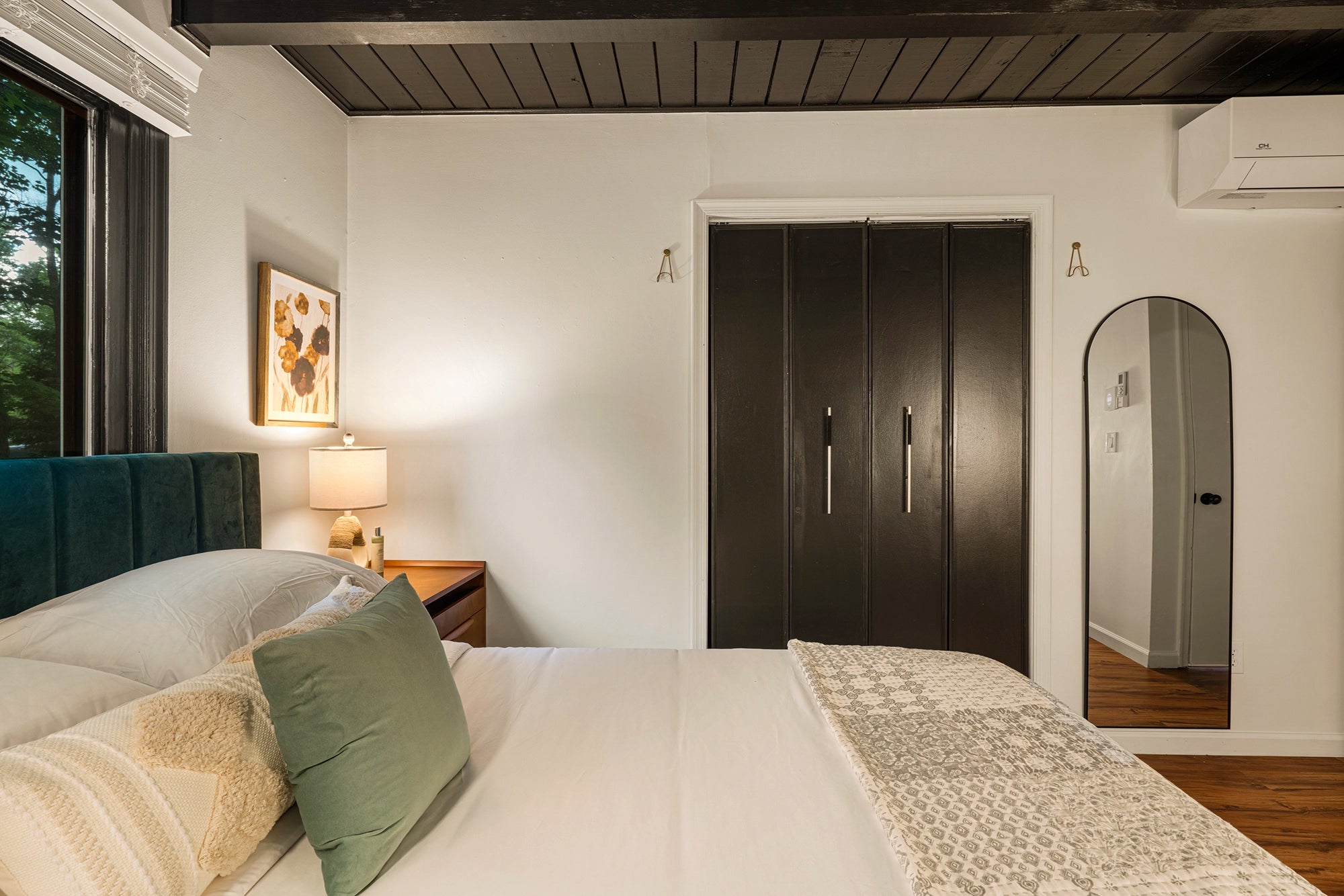 Airbnb Photography: Rustic‑Contemporary Pocono Retreat, PA