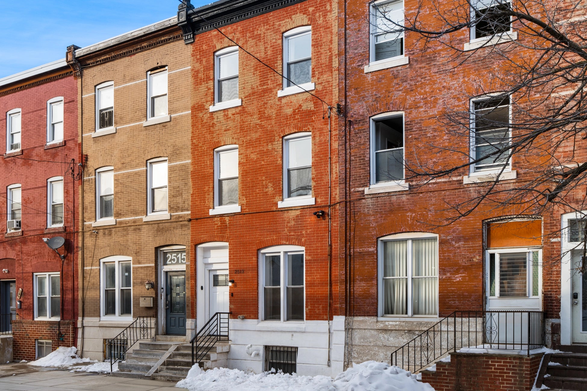 Airbnb Photography: Modern Brick Townhouse STR in Philadelphia PA