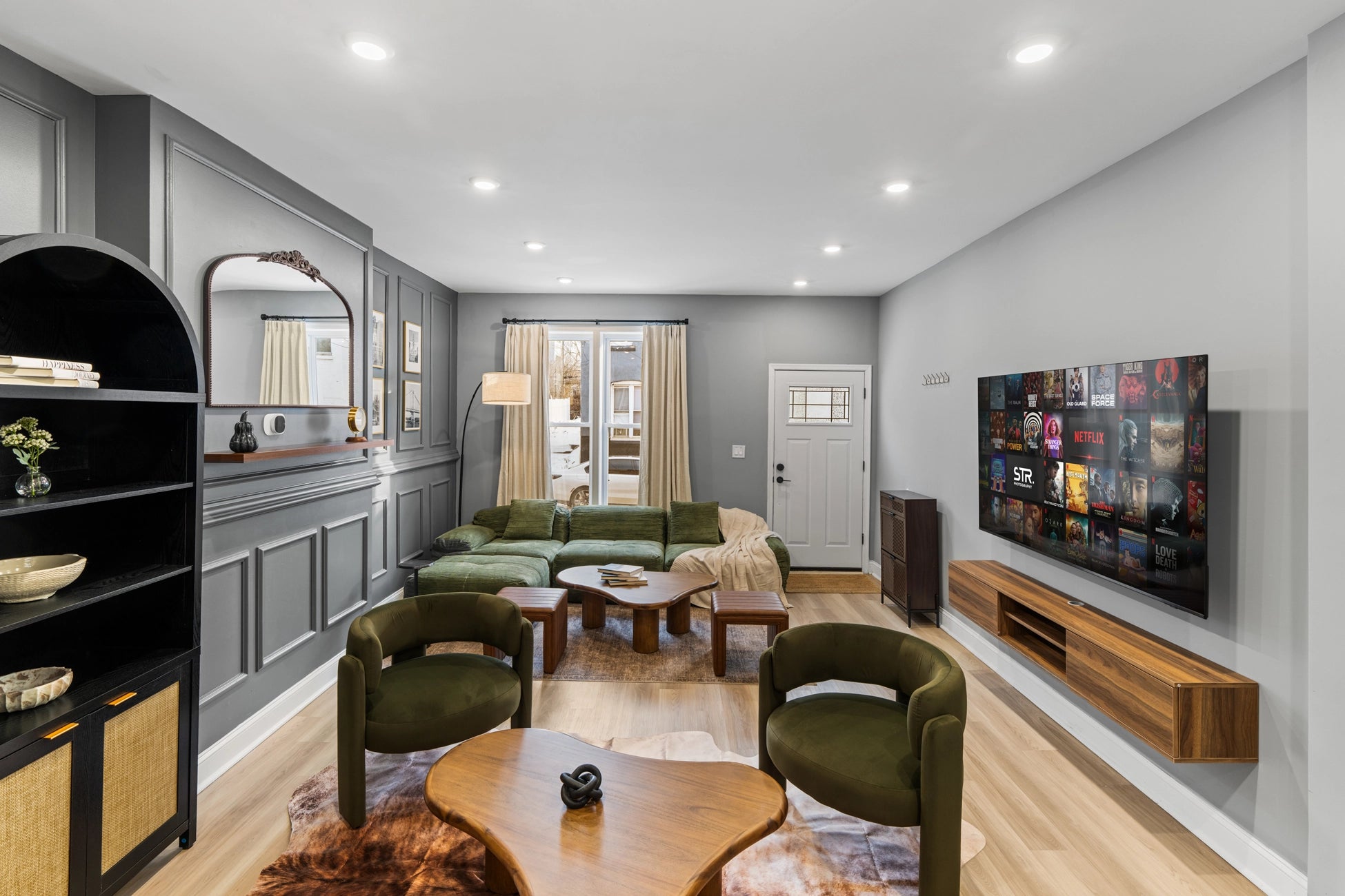 Airbnb Photography: Modern Brick Townhouse STR in Philadelphia PA