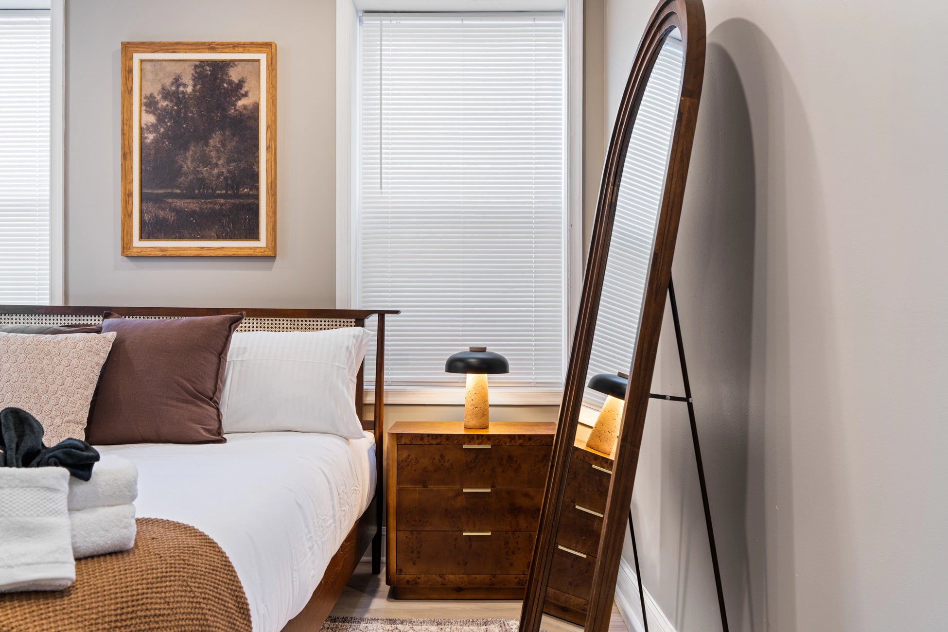 Airbnb Photography: Modern Brick Townhouse STR in Philadelphia PA