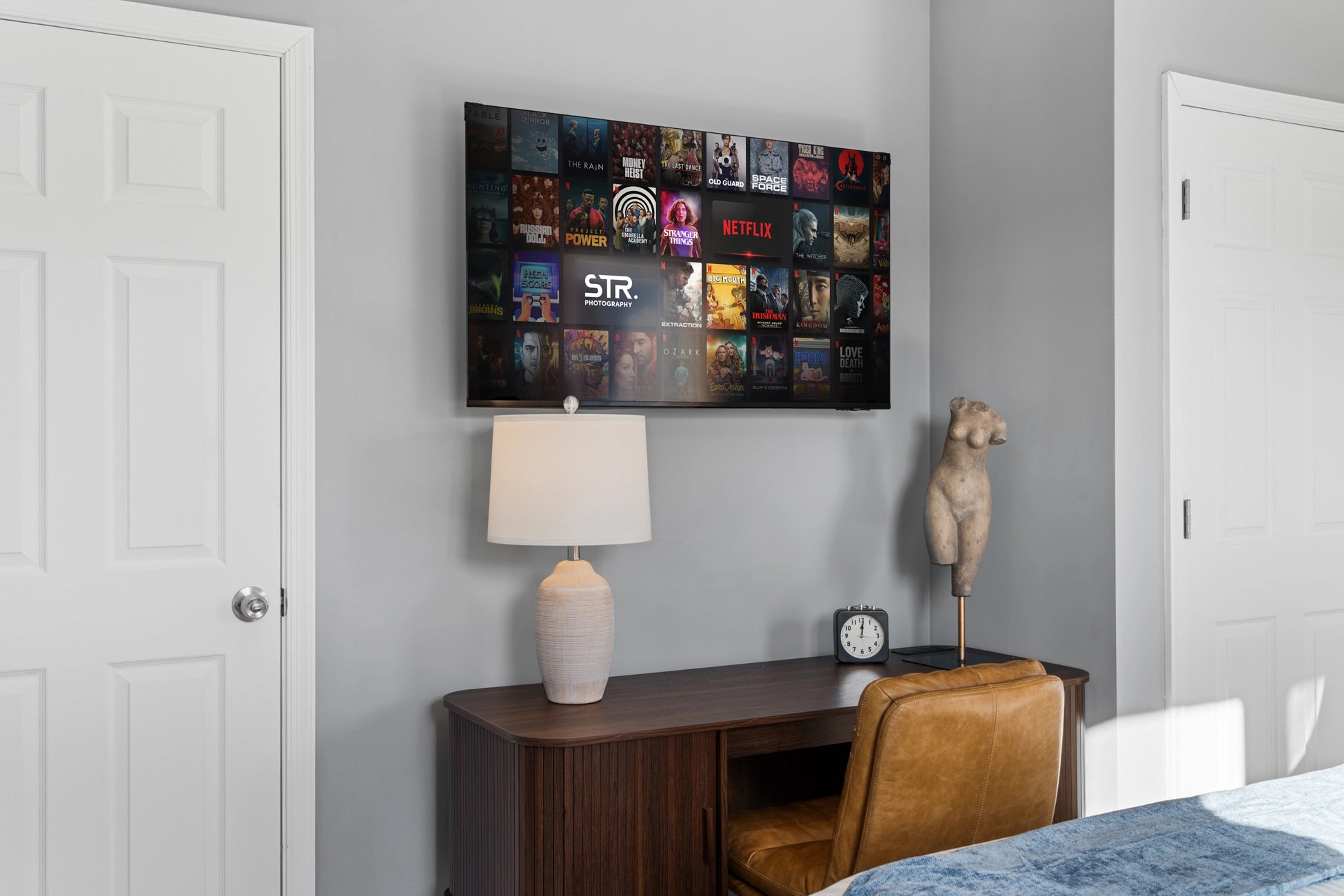 Airbnb Photography: Modern Brick Townhouse STR in Philadelphia PA