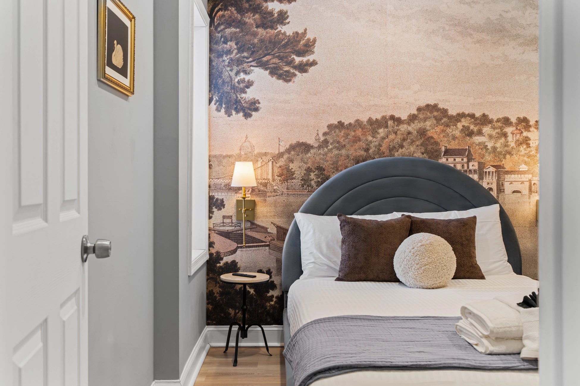 Airbnb Photography: Modern Brick Townhouse STR in Philadelphia PA