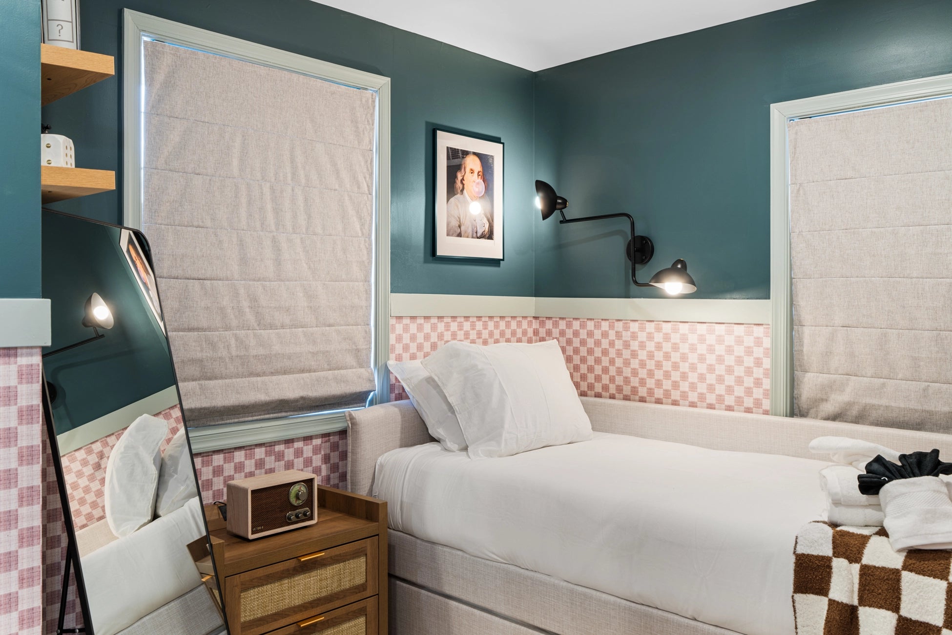 Airbnb Photography: Modern Brick Townhouse STR in Philadelphia PA