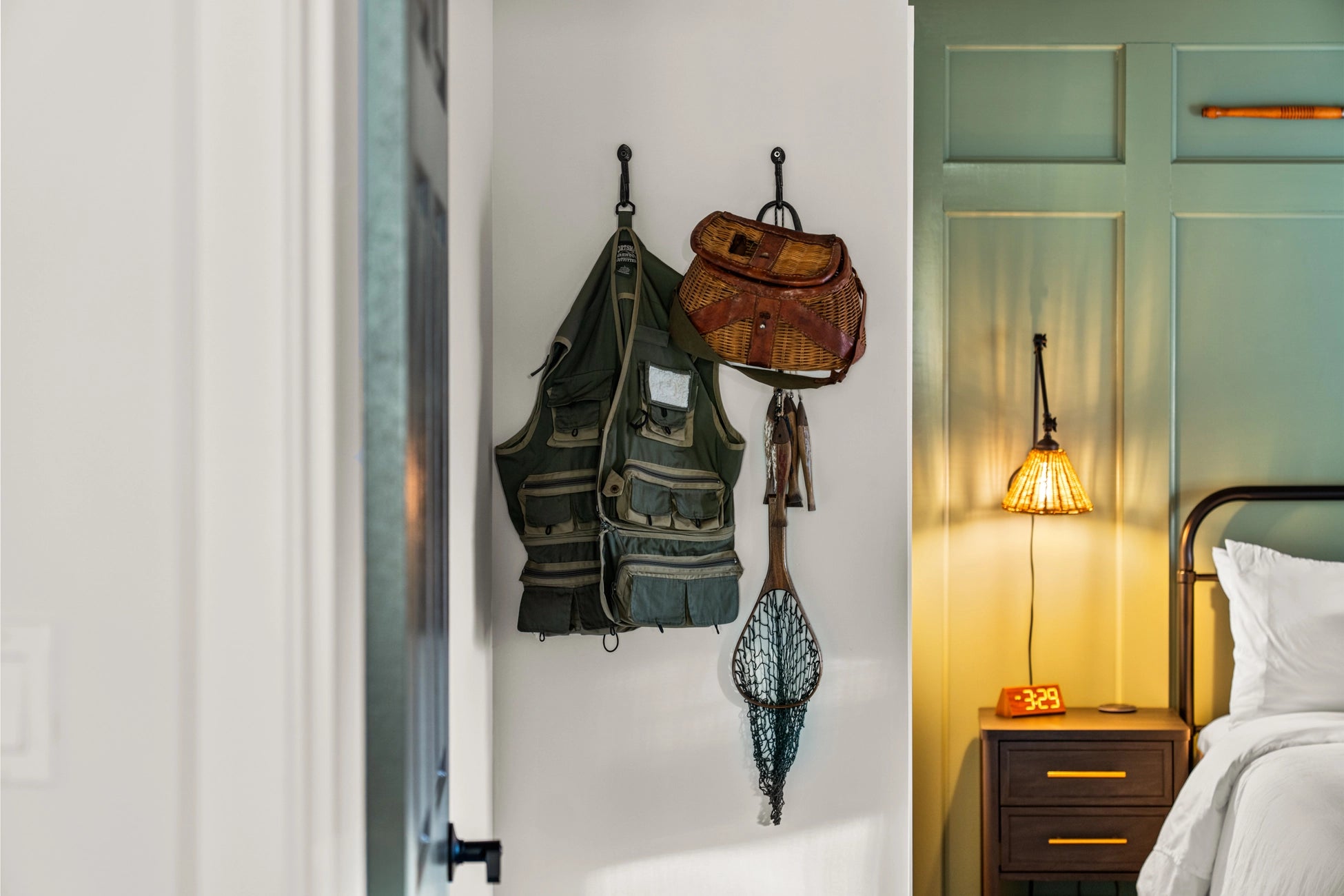 Dark Space Interior Airbnb Photography: Luxury Mountain Retreat in Albrightsville, PA