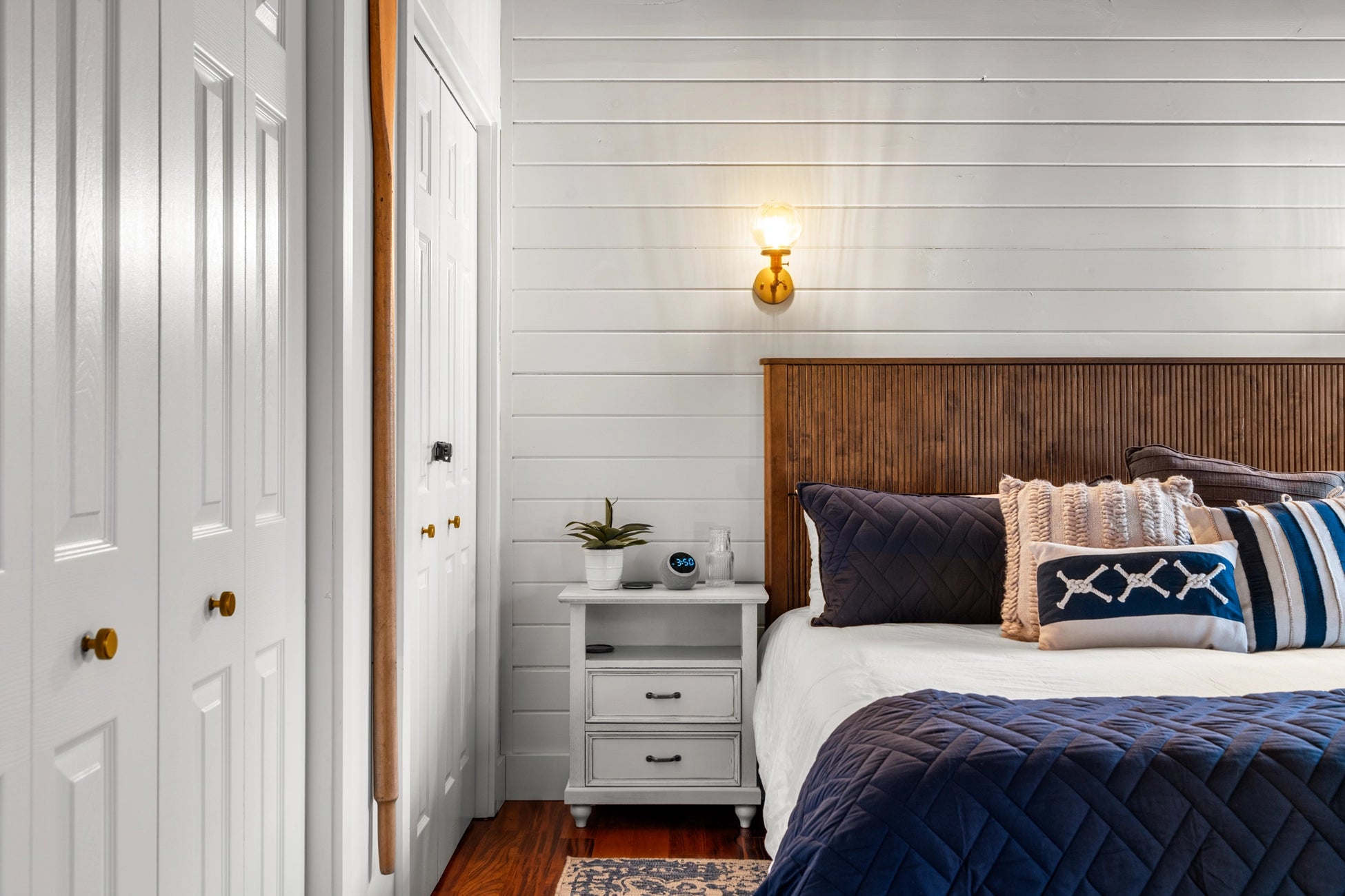 Dark Space Interior Airbnb Photography: Luxury Mountain Retreat in Albrightsville, PA