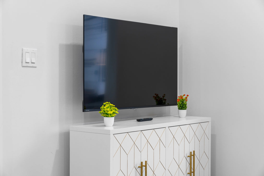 Airbnb Photography: Modern Apartment in Jersey City, NJ