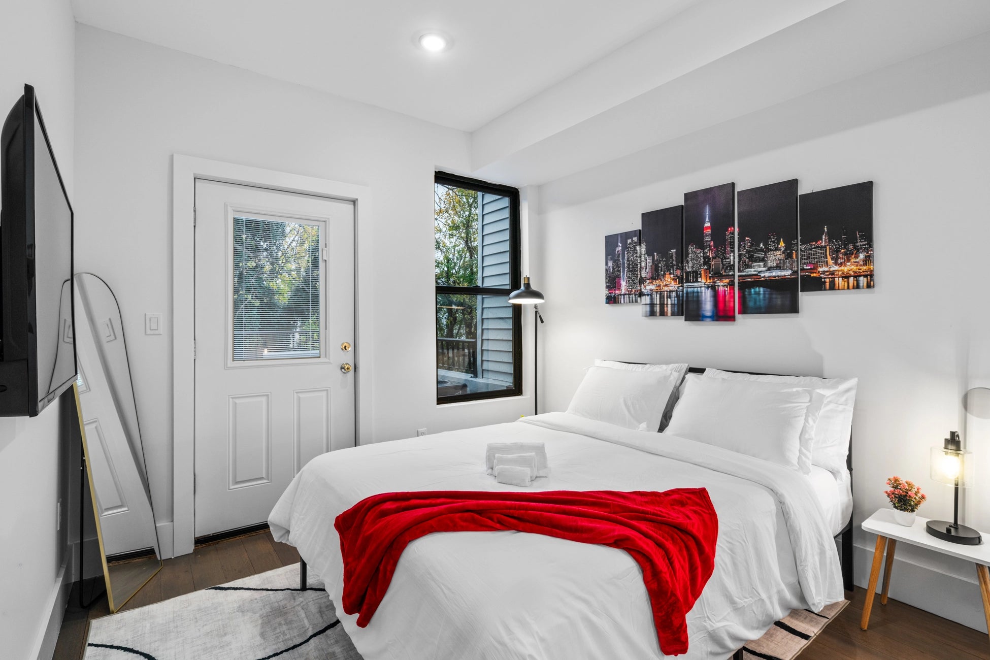 Airbnb Photography: Modern Apartment in Jersey City, NJ