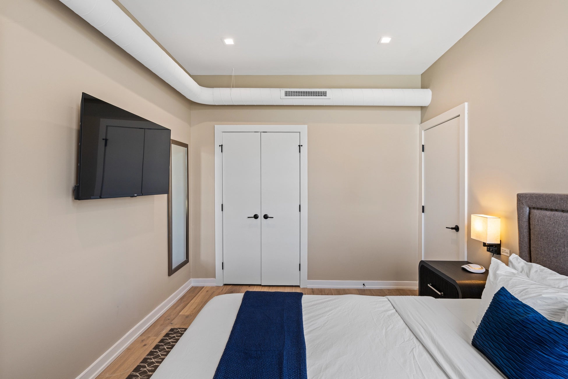 Airbnb Photography: The Edison | Philadelphia