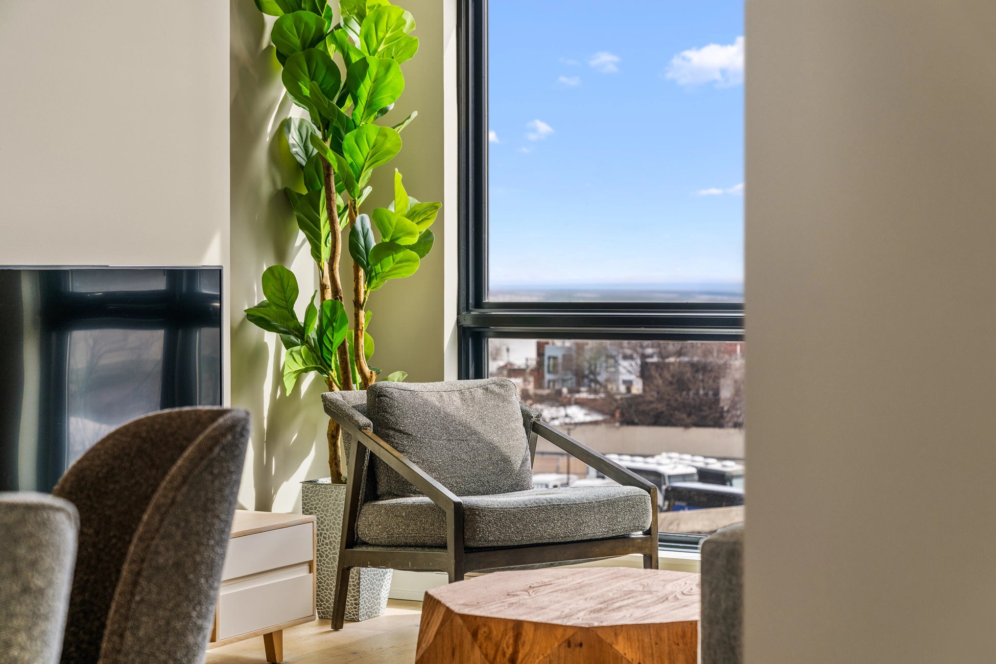 Airbnb Photography: The Edison | Philadelphia