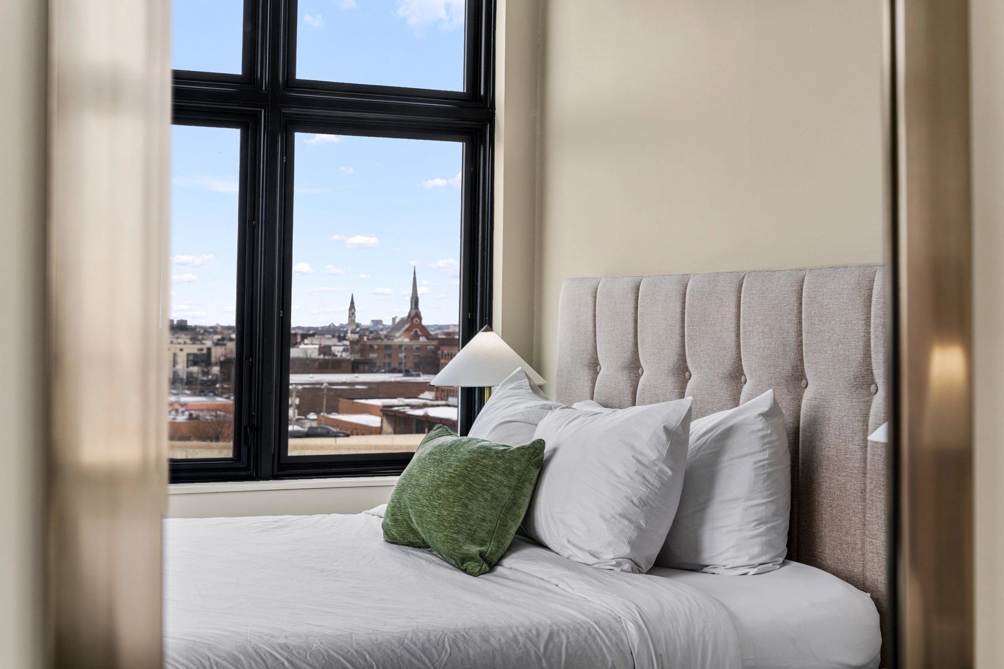 Airbnb Photography: The Edison | Philadelphia